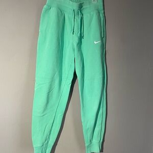 Nike Joggers